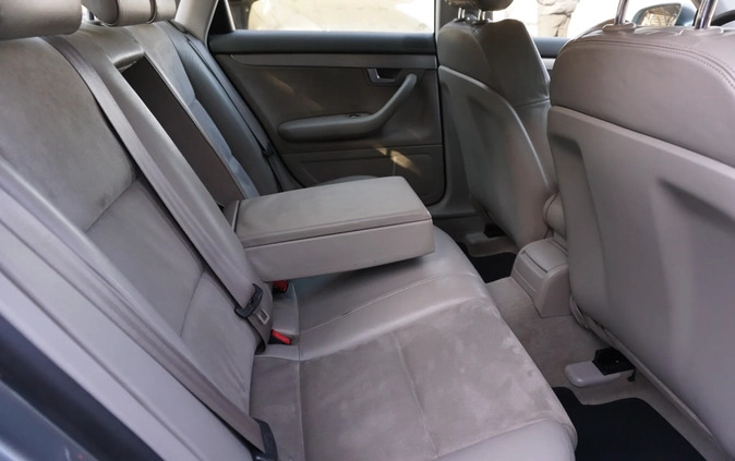 Audi A4 cena 18900 przebieg: 352000, rok produkcji 2007 z Łaszczów małe 211